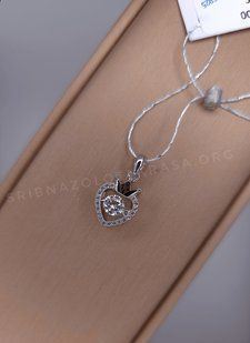 Підвіс &laquo;Серце Королеви&raquo; з танцюючим Moissanite 1000/1 фото